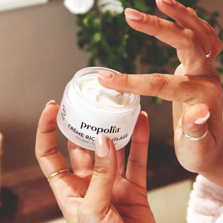 Rijke Anti-Verouderingscrème met Pollen & Hyaluronzuur – Propolia Gezichtscrème 50 ml- Lekkerhoning.nl