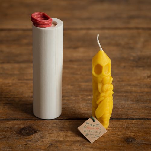 kaarsmal koninginnebij